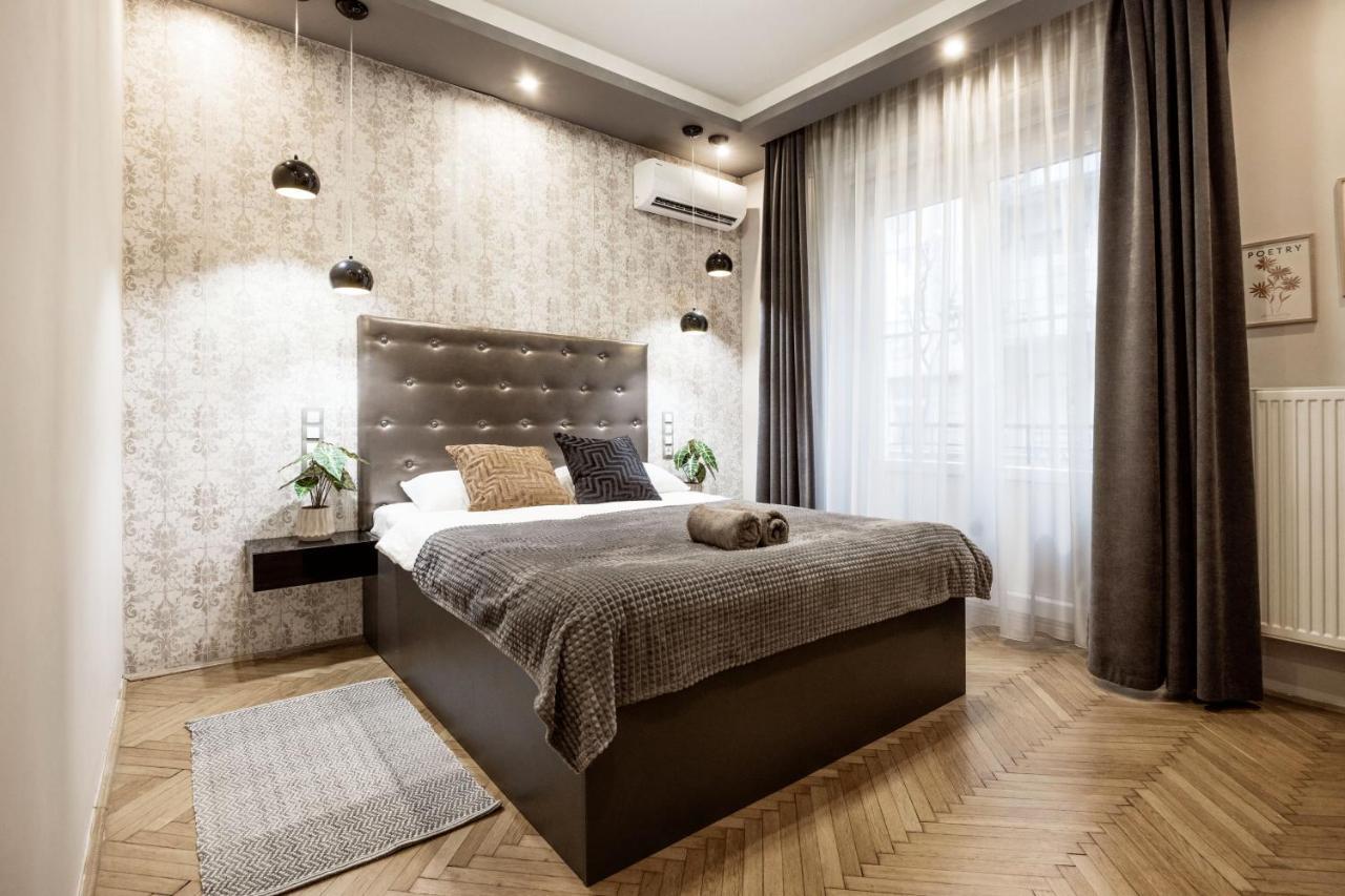 Chill On The Screened Balcony-Budapest Most Historic Landmarks 외부 사진